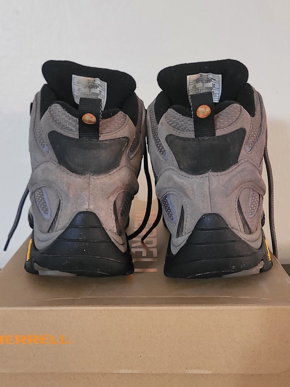 Merrell Women's Moab 2 Mid Waterproof Hiking Boot - Gray/Blue, Size 10.5 Wide - Picture 5 of 11